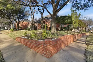 925 Ridge Ct, Keller, TX 76248 - Photo 3