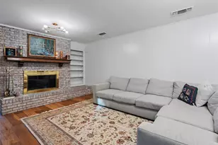 1312 Oak Glen Trail, Arlington, TX 76012 - Photo 3