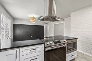 1700 Laurel Lake Dr, Waco, TX 76710 - Photo 17