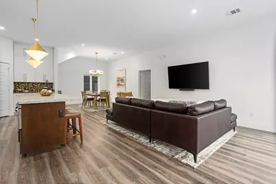 1732 Ashland Avenue, Fort Worth, TX 76107 - Photo 9