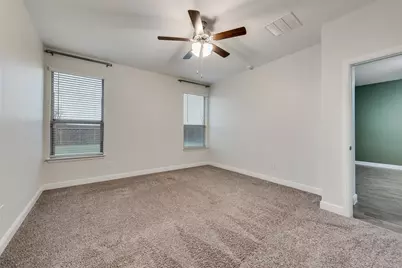 11109 Rockchapel Drive, Fort Worth, TX 76052 - Photo 13