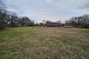 7933 N Cole St, Nevada, TX 75173 - Photo 7