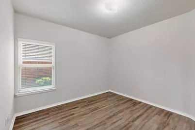 9505 Cypress Lake Drive, Fort Worth, TX 76036 - Photo 9