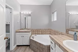 1766 Co Rd 3318, Greenville, TX 75402 - Photo 17