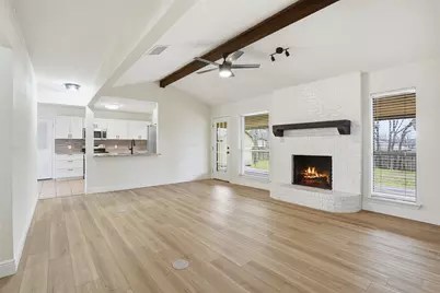 1215 Bradley Drive, Cleburne, TX 76033 - Photo 9