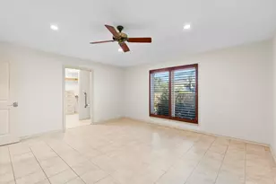 7708 Lemmonwood Dr, Dallas, TX 75231 - Photo 17