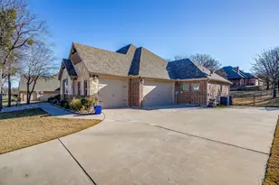 601 S Sugartree Dr, Lipan, TX 76462 - Photo 3