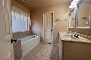 10001 Hill Top Dr, Cleburne, TX 76033 - Photo 27