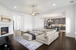 621 Cimarron Meadows Dr, Waxahachie, TX 75167 - Photo 5