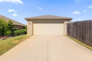 704 Snowy Orchid Ln, DeSoto, TX 75115 - Photo 9