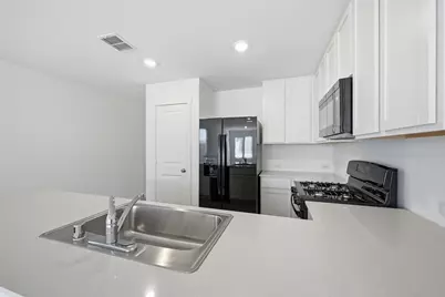 3125 Tokara Street, Providence Village, TX 76227 - Photo 5