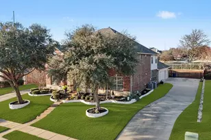 1318 Coastal Dr, Garland, TX 75043 - Photo 3