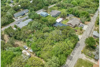 2721 Walnut Street, Granbury, TX 76048 - Photo 5