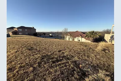 7705 Lakeview Circle, Fort Worth, TX 76179 - Photo 3