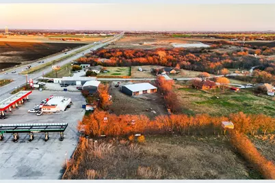 17549 US Highway 380 W, Ponder, TX 76259 - Photo 17