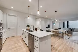 2633 Reagan St, Dallas, TX 75219 - Photo 3