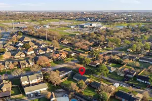 1105 Springdale Rd, Bedford, TX 76021 - Photo 39