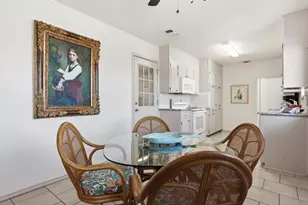 1105 Springdale Rd, Bedford, TX 76021 - Photo 13