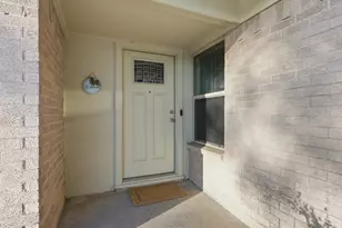 1105 Springdale Rd, Bedford, TX 76021 - Photo 3