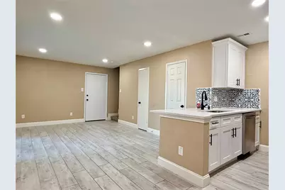 12802 Midway Road #2015, Dallas, TX 75244 - Photo 3