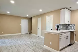 12802 Midway Rd, Dallas, TX 75244 - Photo 3