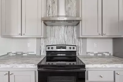 201 N Carpenter Street, Mart, TX 76664 - Photo 5