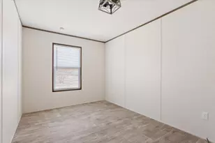 201 N Carpenter St, Mart, TX 76664 - Photo 19