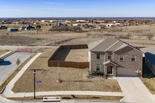 186 Dogwood Ave, Rhome, TX 76078 - Photo 5