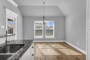 924 E 5th St, Springtown, TX 76082 - Photo 15