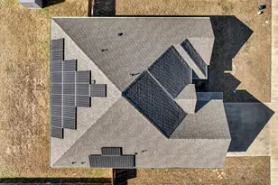 924 E 5th St, Springtown, TX 76082 - Photo 35