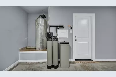 924 E 5th Street, Springtown, TX 76082 - Photo 33