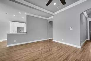 924 E 5th St, Springtown, TX 76082 - Photo 11