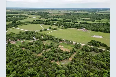 385 Hilltop Drive, Mineral Wells, TX 76067 - Photo 7