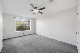 2910 Penny Ln, Euless, TX 76039 - Photo 19