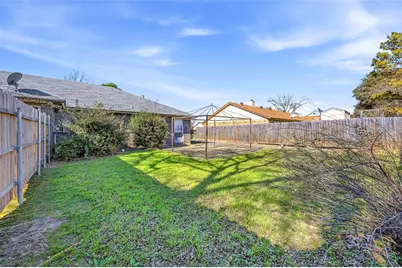 2910 Penny Lane, Euless, TX 76039 - Photo 23