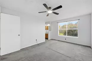 2910 Penny Ln, Euless, TX 76039 - Photo 21