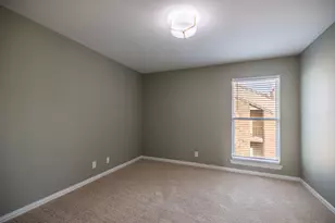 1204 Calico Ln, Arlington, TX 76011 - Photo 5