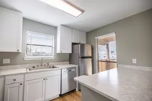 1204 Calico Ln, Arlington, TX 76011 - Photo 11