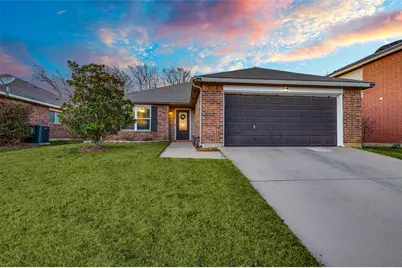 656 Condor Trail, Saginaw, TX 76131 - Photo 1