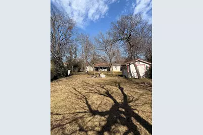 114 E Park Place Drive, Lancaster, TX 75134 - Photo 9