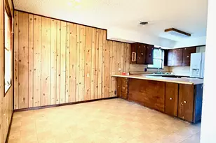 1954 E Booth St, Paris, TX 75460 - Photo 3