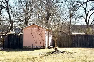 1954 E Booth St, Paris, TX 75460 - Photo 11