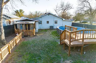 206 E 2nd St, Breckenridge, TX 76424 - Photo 25