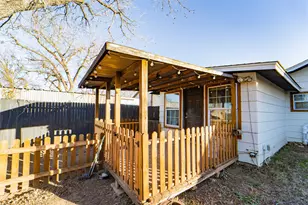 206 E 2nd St, Breckenridge, TX 76424 - Photo 23