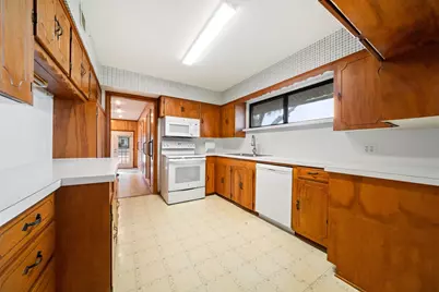 139 Lakeshore Drive, Waxahachie, TX 75165 - Photo 11