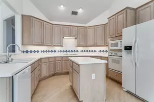 3703 Old Orchard Ct, Carrollton, TX 75007 - Photo 13