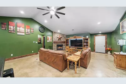 17821 County Road 4069, Kemp, TX 75143 - Photo 5