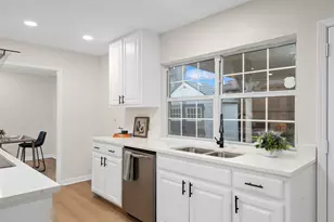 8822 Miami Dr, Rowlett, TX 75088 - Photo 9