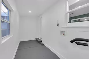 611 W College St, Jacksboro, TX 76458 - Photo 27