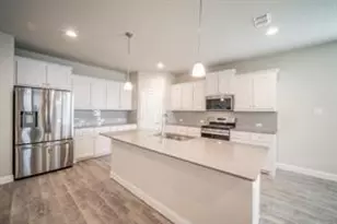 744 Shepperton Wy, Fort Worth, TX 76247 - Photo 3